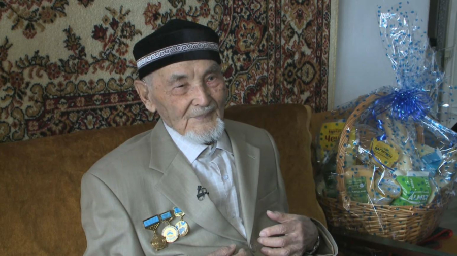 101 жастағы ардагер Жеңістің 80 жылдығын Астанада қарсы алады