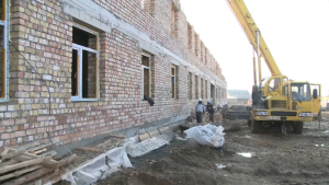 Строительство школ отстает от графика в Туркестанской области