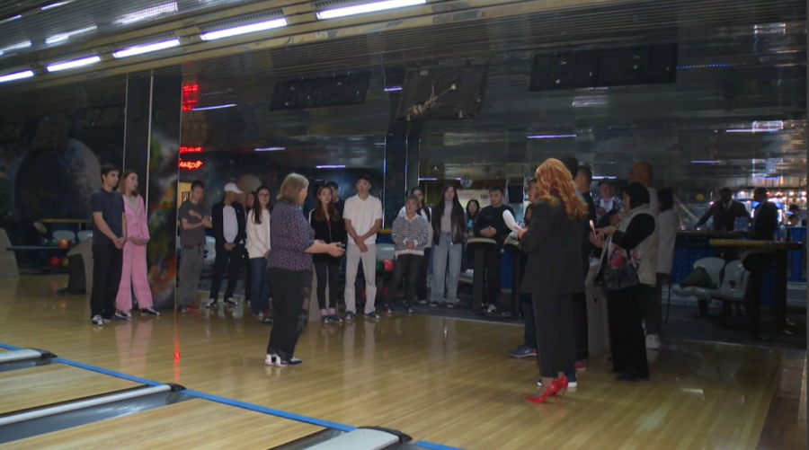 Алматыда реципиенттер, донорлар мен дәрігерлер арасында боулингтен жарыс өтті