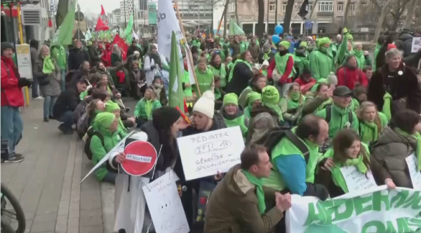 20 тыс. человек вышли на акцию протеста в Брюсселе