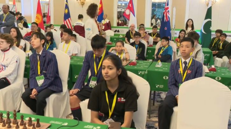 Юные шахматисты из 19 стран соревнуются в Алматы