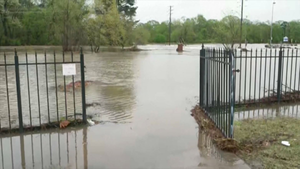 АҚШ-та тасқыннан 16 адам көз жұмды