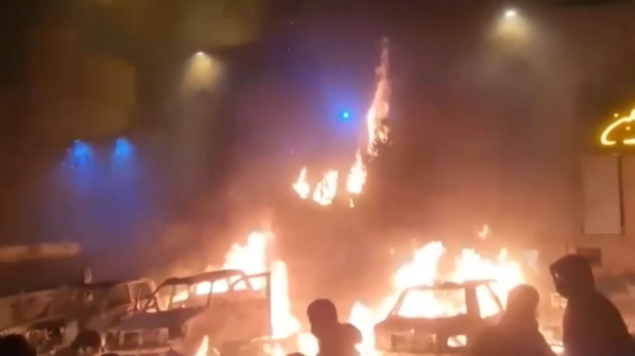 Иранда наразылық шаралары кезінде қаза тапқандар саны 1850-ден асты