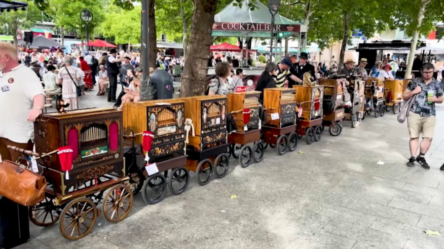 Фестиваль шарманок состоялся в Берлине