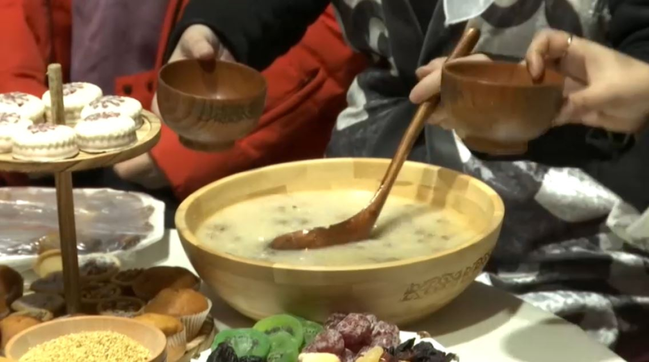 500 кг баурсаков и более 500 литров наурыз көже приготовили в Костанае