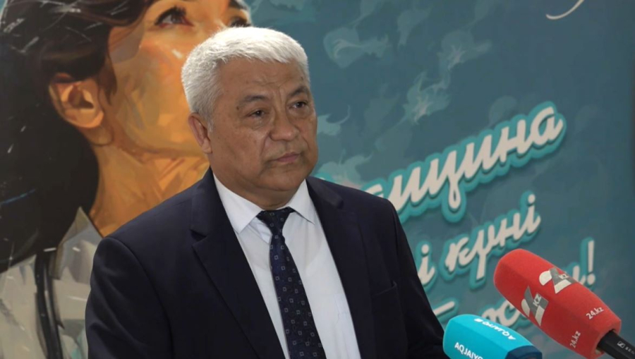 Оралда үздік дәрігерлер марапатталды