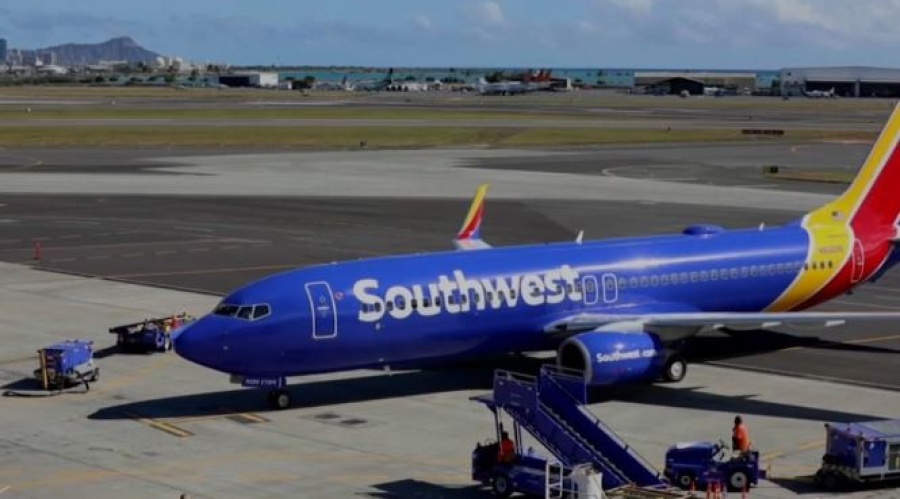 Авиарейсы массово задерживают в США