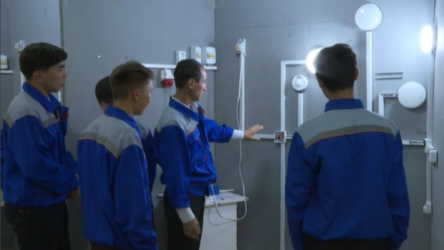 Электрик из Тараза посвятил своей профессии почти 30 лет