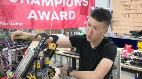Казахстанские школьники выступят на Всемирной олимпиаде по робототехнике