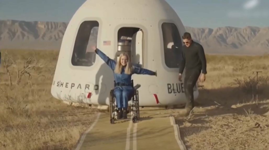 Девушка с инвалидностью покорила космос