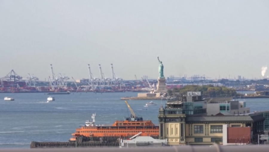 Трамп пригрозил повысить пошлины для ЕС до 35%