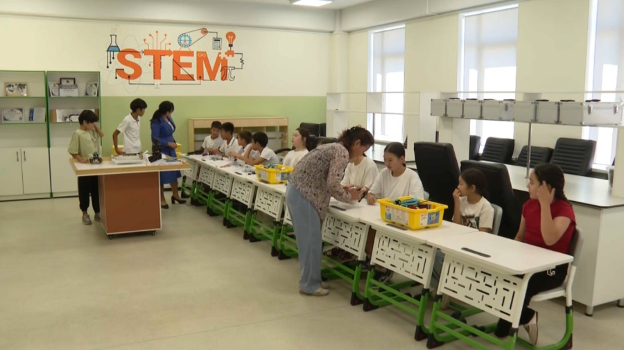 Проект «Келешек мектептері» развивают в области Жетысу