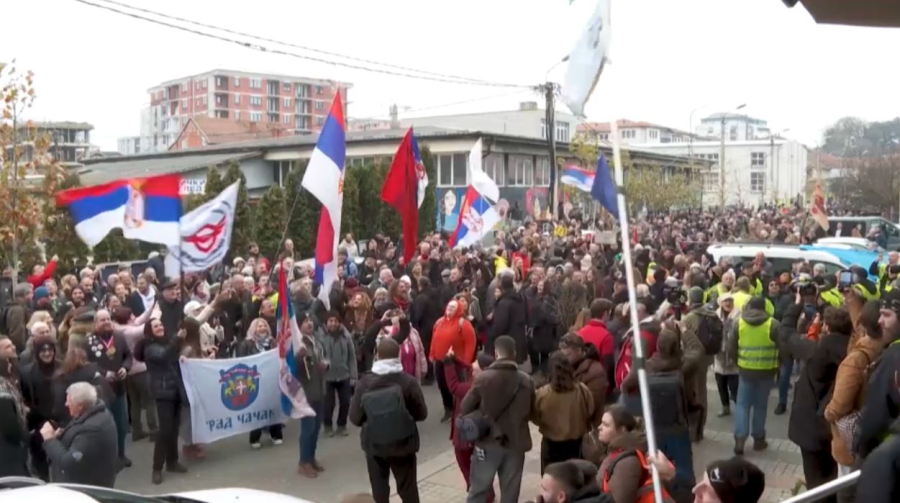 Сербия студенттері наразылыққа шықты