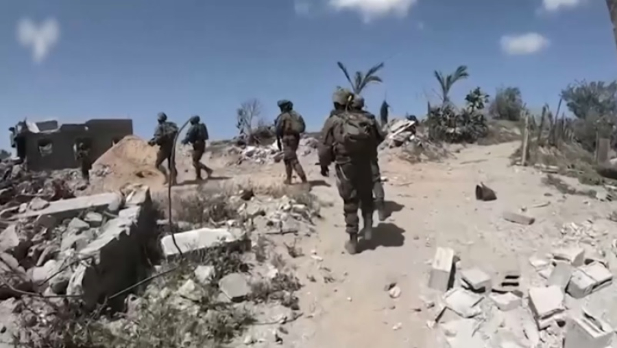 Израильская армия окружила город Рафах в секторе Газа