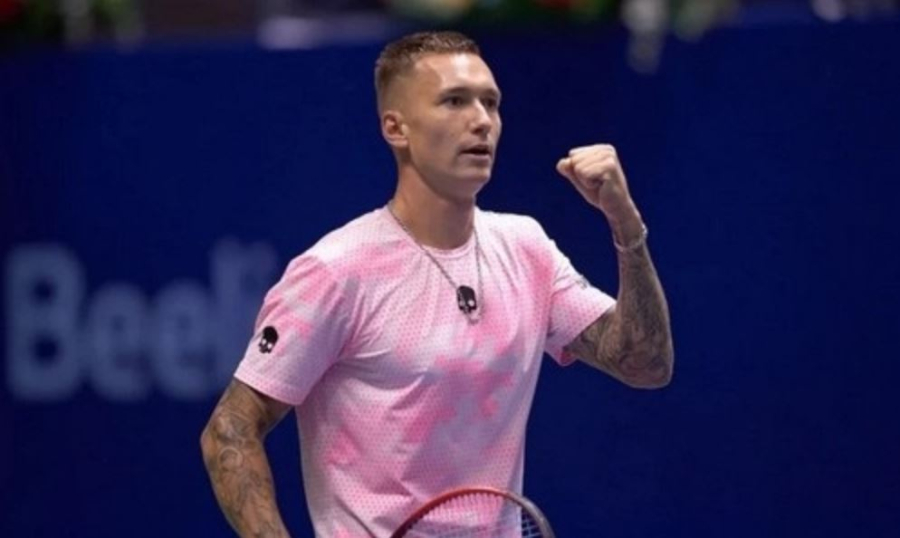 Теннисист из Казахстана успешно стартовал на турнире в Праге