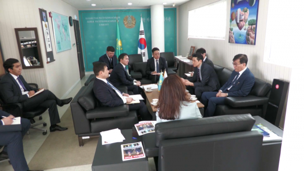 Казахстан и Южная Корея обсудили перспективы инвестиционного сотрудничества