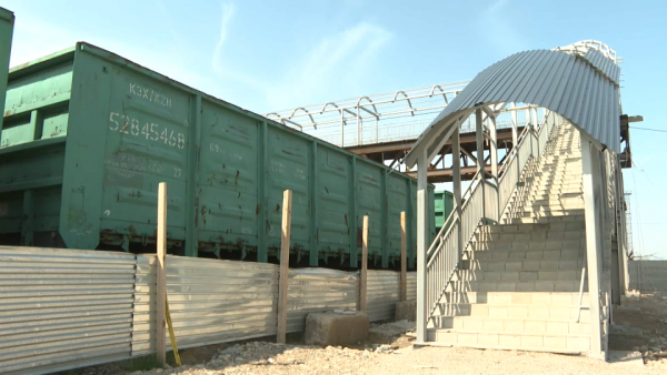 Мост над ж/д путями достроят до конца 2024 года в Жамбылской области