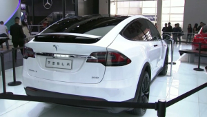 Tesla отзывает 1,6 млн электромобилей в Китае