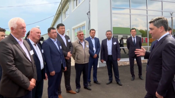 Бектенов пообщался с североказахстанскими фермерами