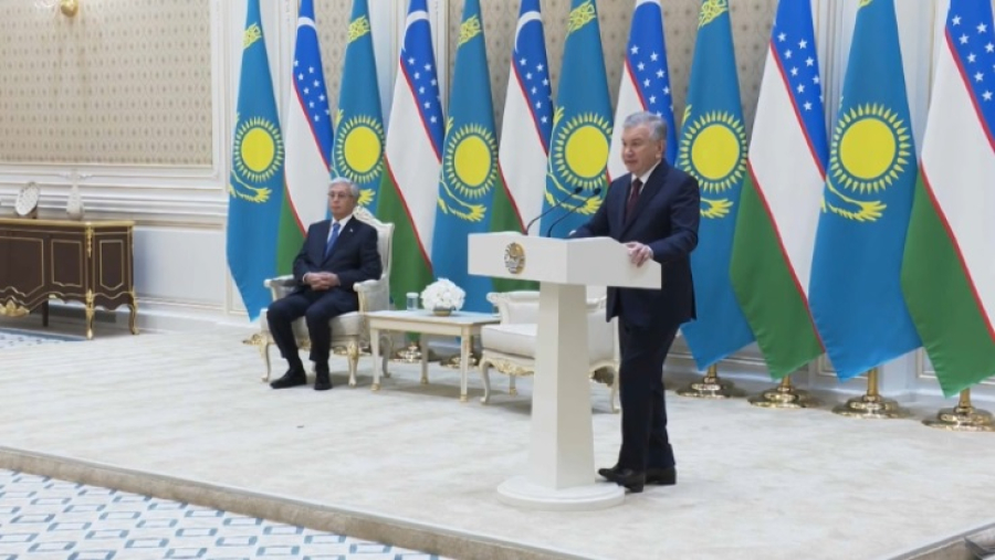 Узбекистан высоко оценил вклад Токаева в развитие Казахстана