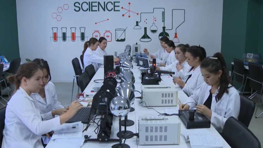 Инновационные лаборатории для будущих педагогов открыли в Алматы