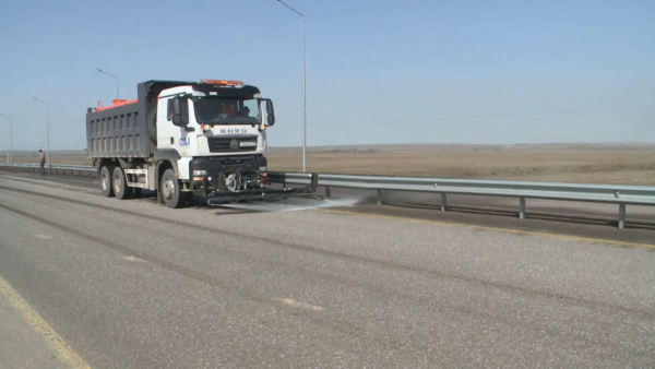 Акция «Таза Қазақстан» дошла до республиканских трасс в Карагандинской области