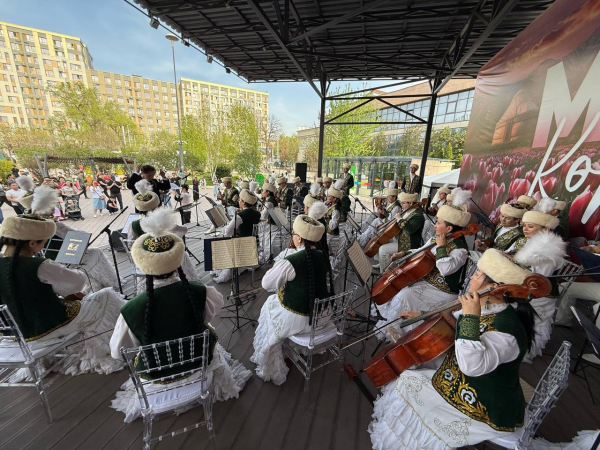 Выездной концерт к 100-летию юбилея Нургисы Тлендиева прошел в Алматы