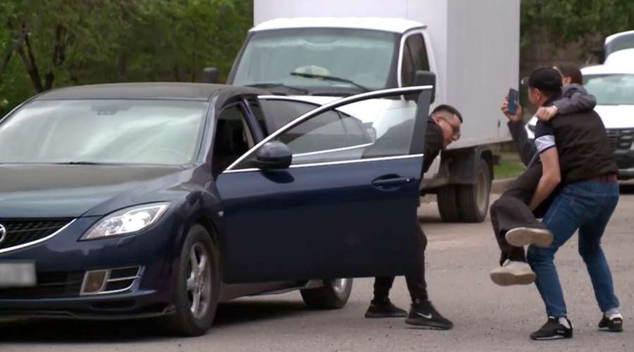 Уголовную ответственность могут ввести в Казахстане за принуждение к браку