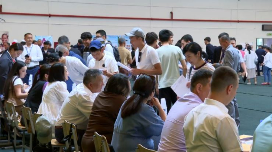 8 тысяч рабочих мест предложили кызылординцам на ярмарке вакансий