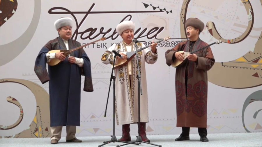 Петропавлда ұлттық киім ұлықталды