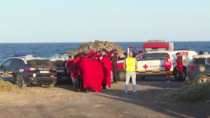 Береговая охрана Испании спасла больше 130 мигрантов