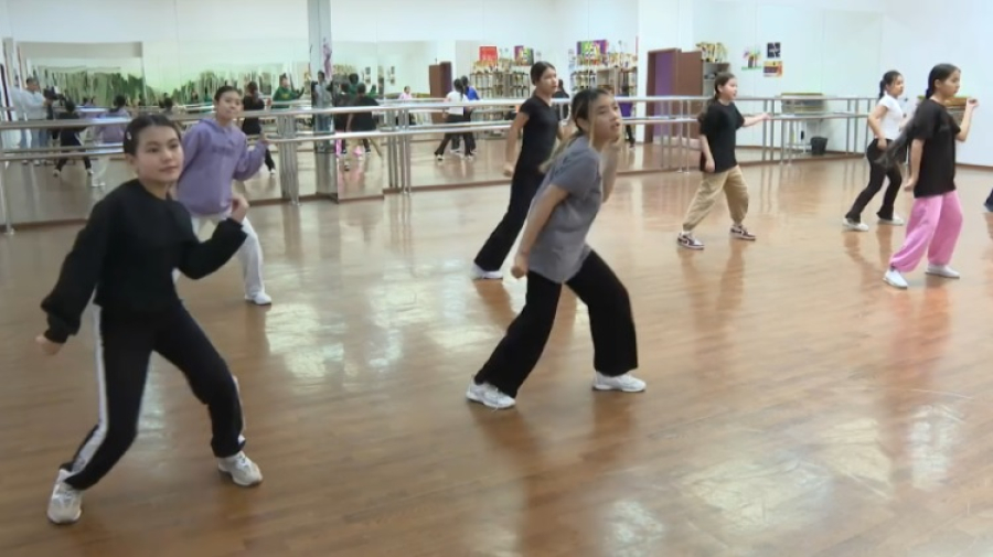 Около 600 тысяч детей стоят в очереди на бесплатные секции