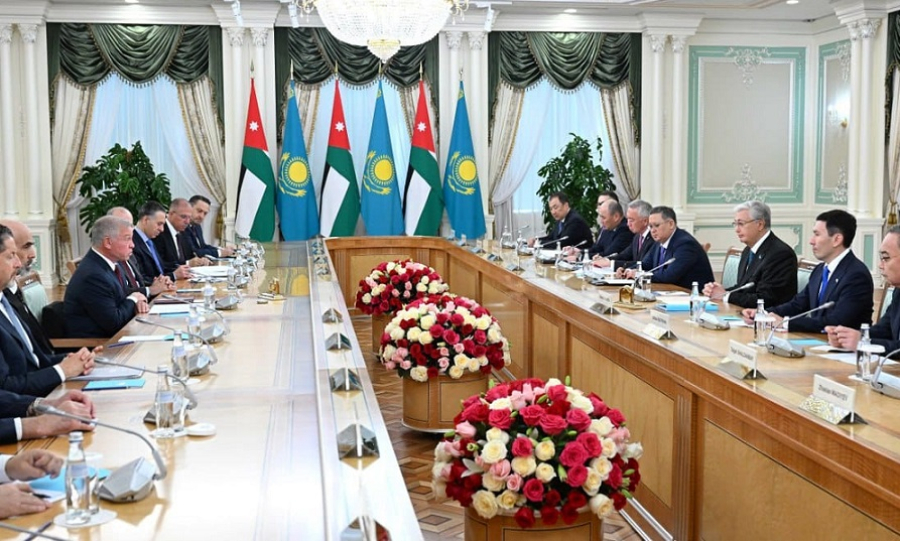 Президент Казахстана и Король Иордании провели переговоры в расширенном составе