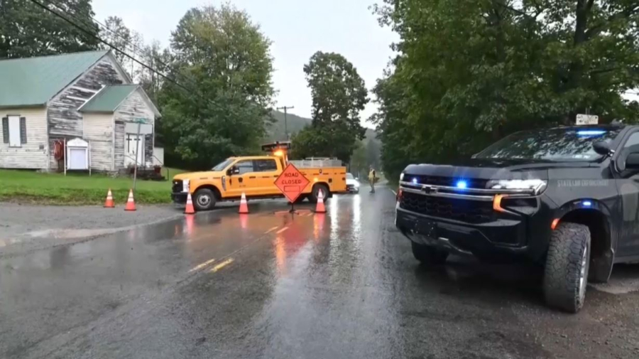 Медика и полицейских ранили в США