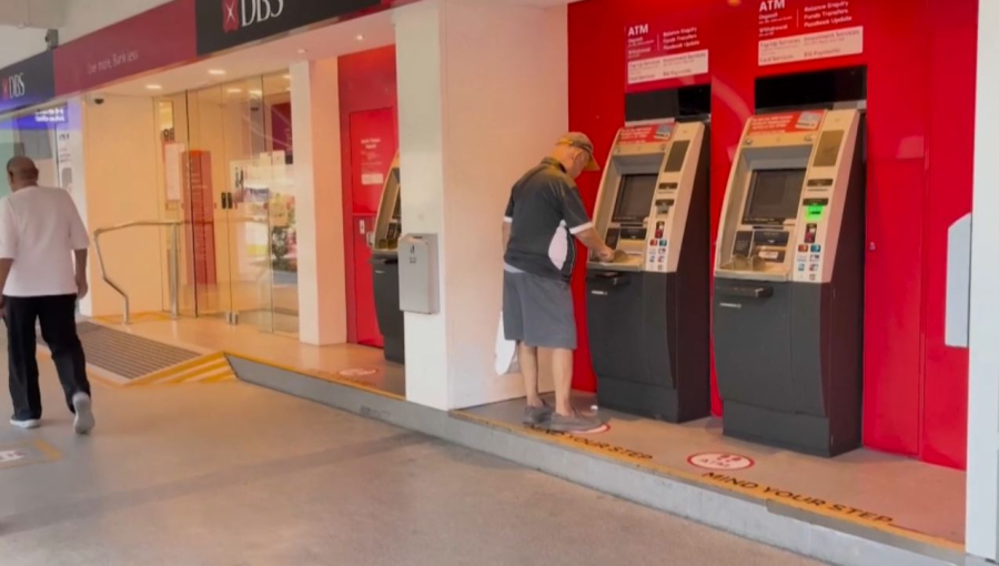 Финансовой грамотностью обладает лишь каждый третий взрослый в мире