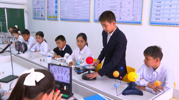 Қазақстанда жарты миллион бала жаңа мектепте оқиды