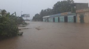 Продолжительные ливни вызвали наводнения и сход оползней на Гаити