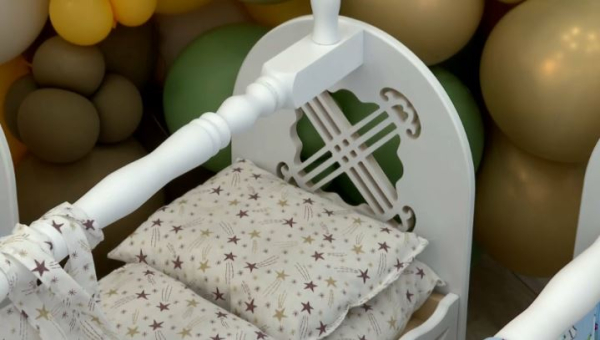 Молодым мамам подарили колыбели в День Шанырака в Актобе