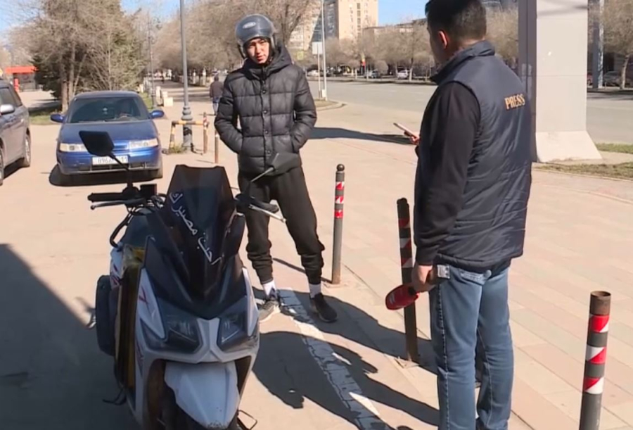 Несовершеннолетний водитель мопеда пострадал в ДТП в Актобе