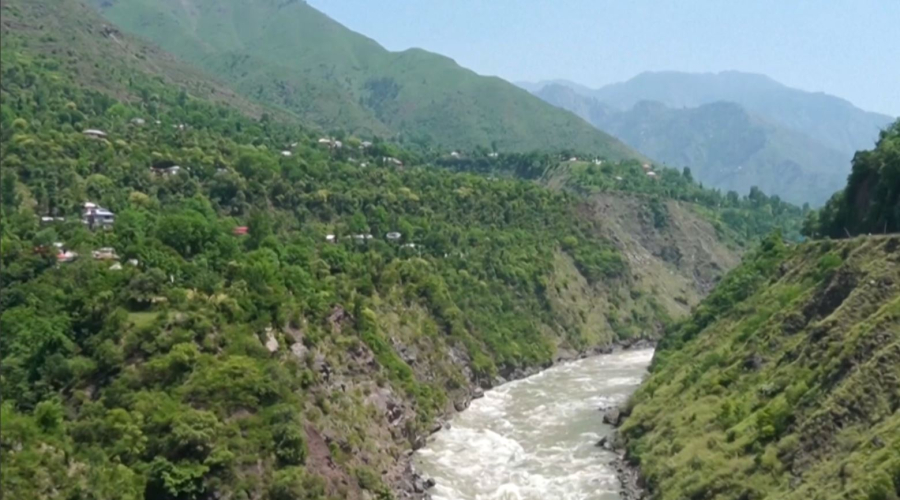 Үндістан Пәкістанға су бере бастады