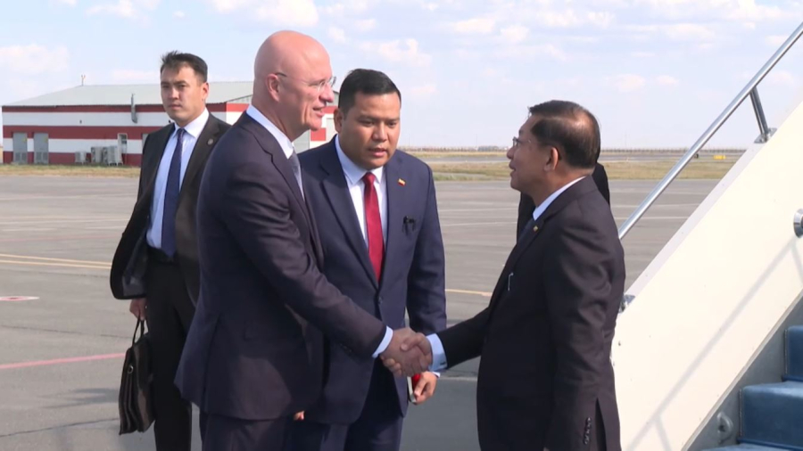 Мьянма президентінің міндетін атқарушы Мин Аун Хлайн Астанаға келді