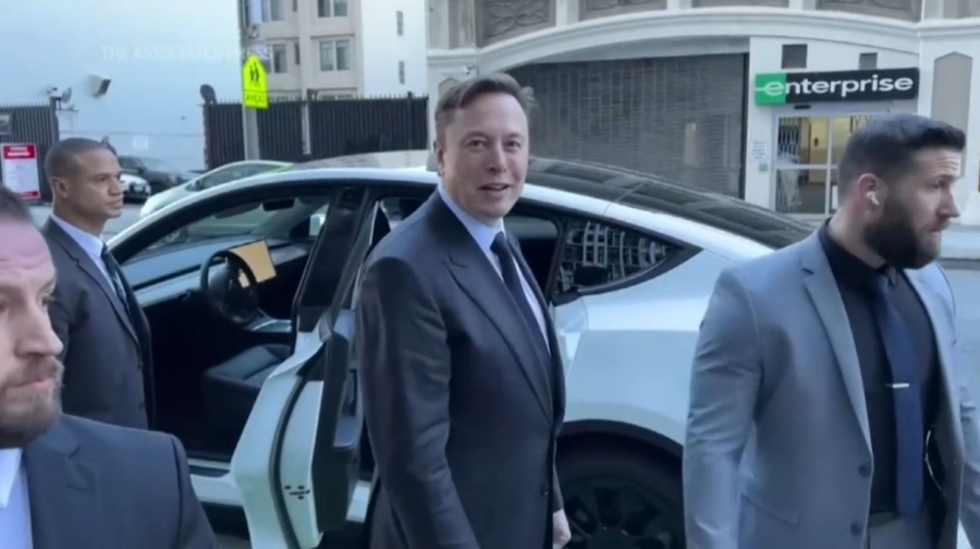 Илон Масктың табысы 700 млрд долларға жетті