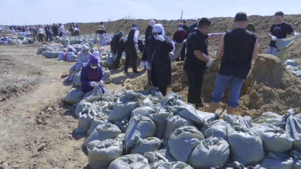 Ғалымдар су басқан ауылдарды аралады