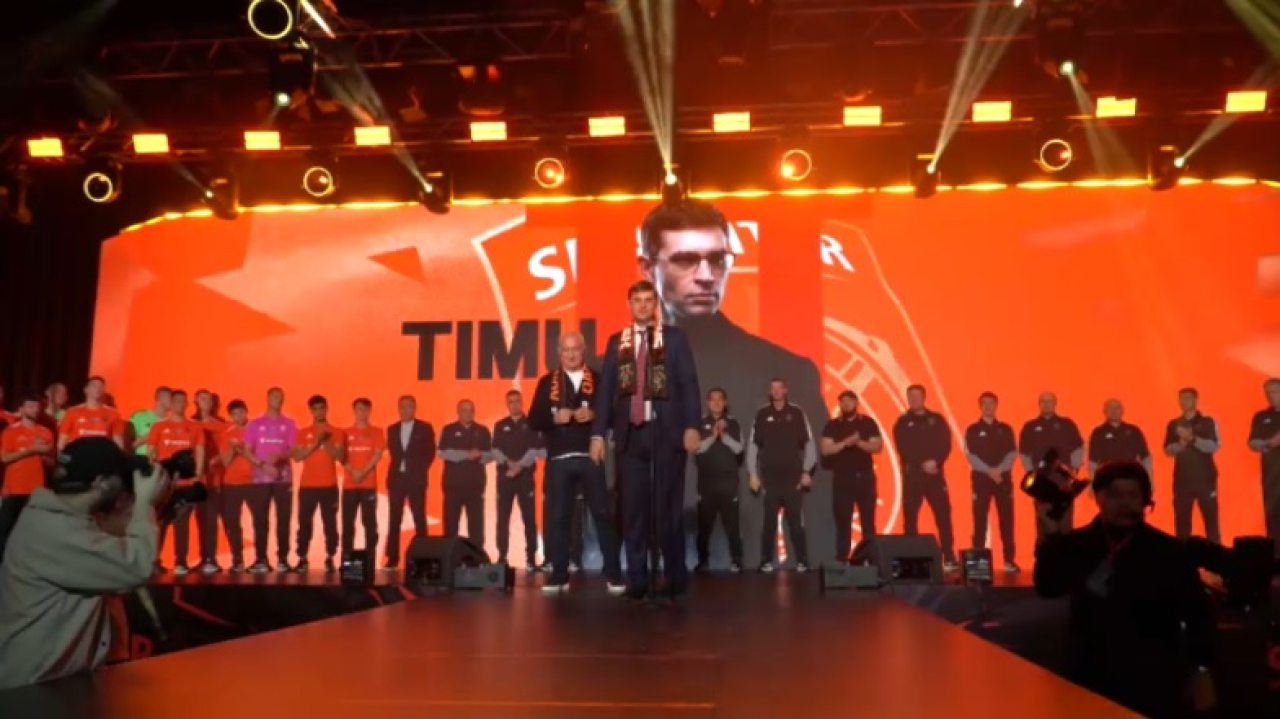 Обновленный состав ФК «Шахтер» презентовали в Караганде