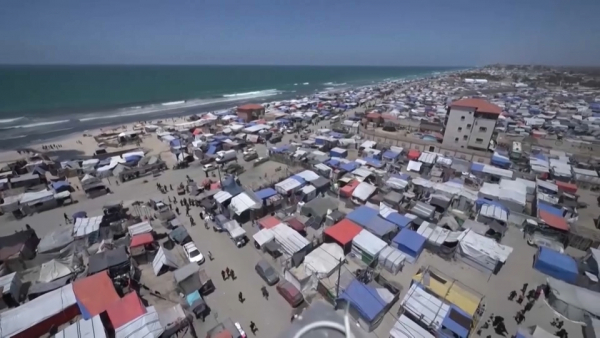 ЕС направил первую партию гумпомощи в сектор Газа по морю