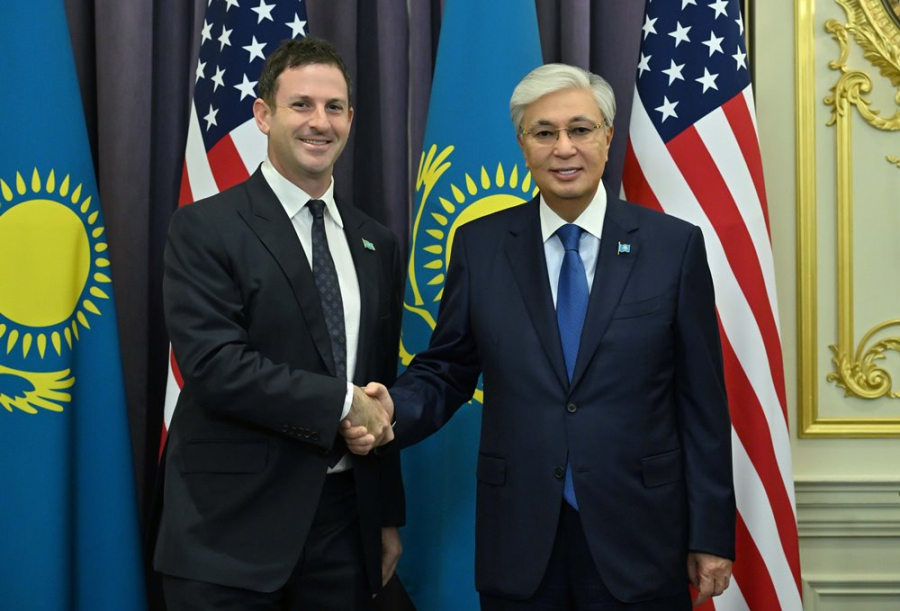 Глава государства встретился с Джаредом Коэном