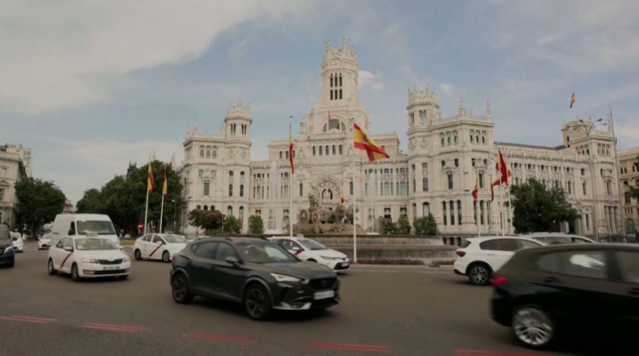 Политики в Испании ушли с поста из-за лжи в резюме