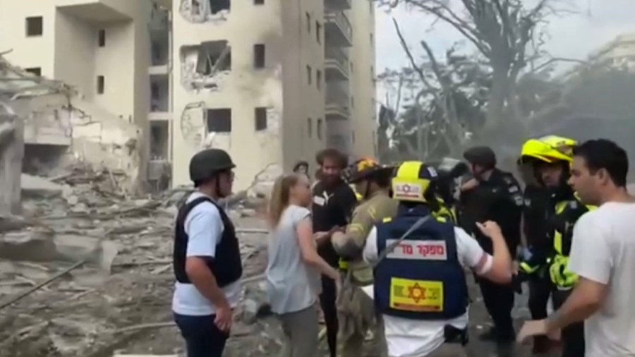 Иран Израильді зымыранмен атқылады