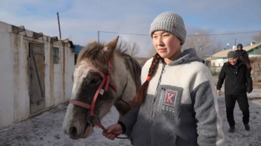 Новая звезда конного спорта растет в селе Таттимбет