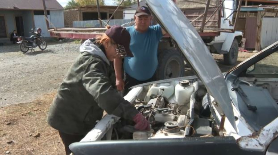 Женщина-слесарь: как переобучение помогло начать карьеру заново